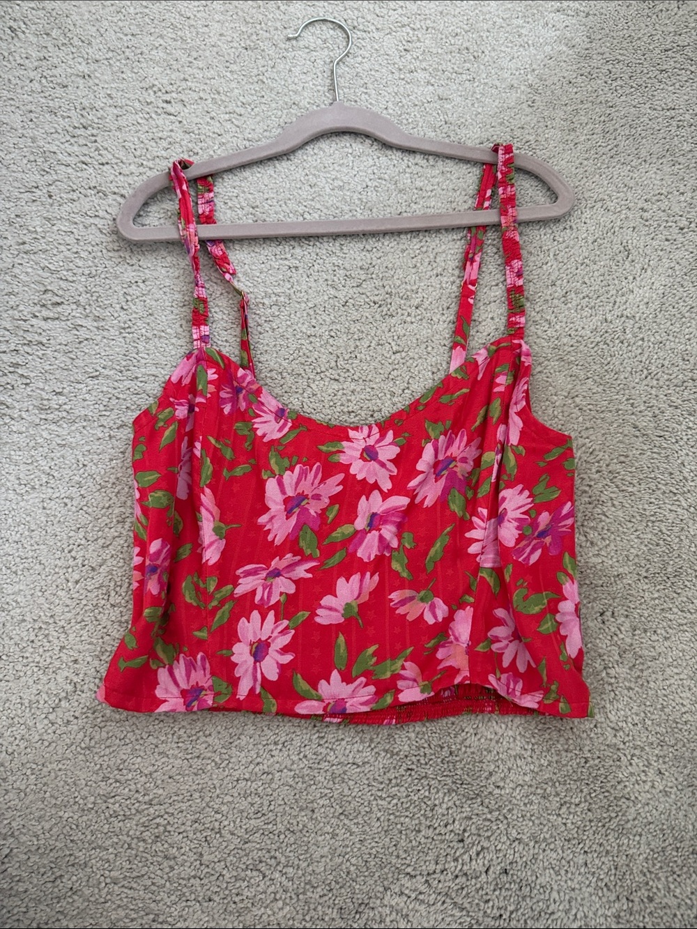 LoveShackFancy fınelli bralette
crop top mambo red